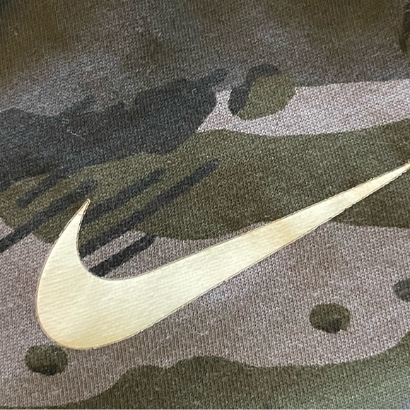 Nike Dri-Fit Camouflage Tee Shirt Size Small - Picture 9 of 12
